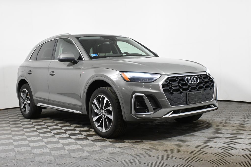 Thumbnail: 2023 Audi Q5 - 9