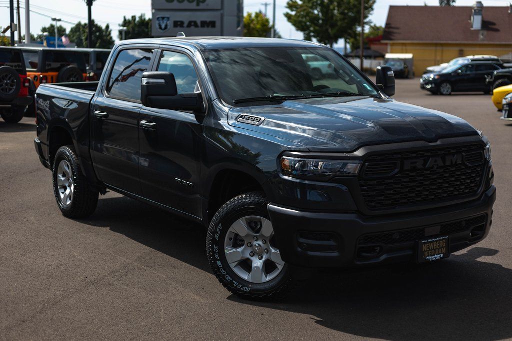 2026 Ram 1500 Tradesman thumbnail 2