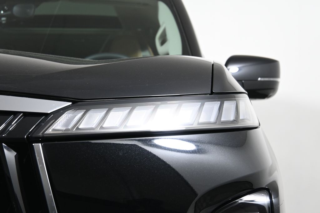 2025 INFINITI QX80 Sensory 10