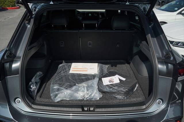 Thumbnail: 2026 Volkswagen Tiguan - 11