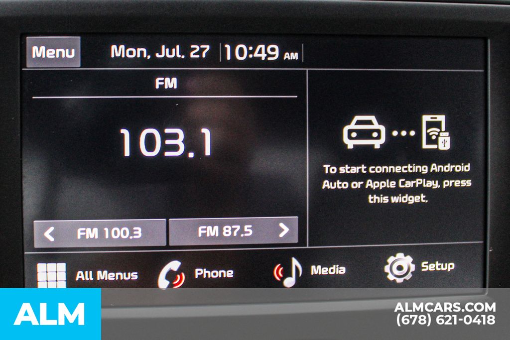 Used 2025 White Kia LX image 31