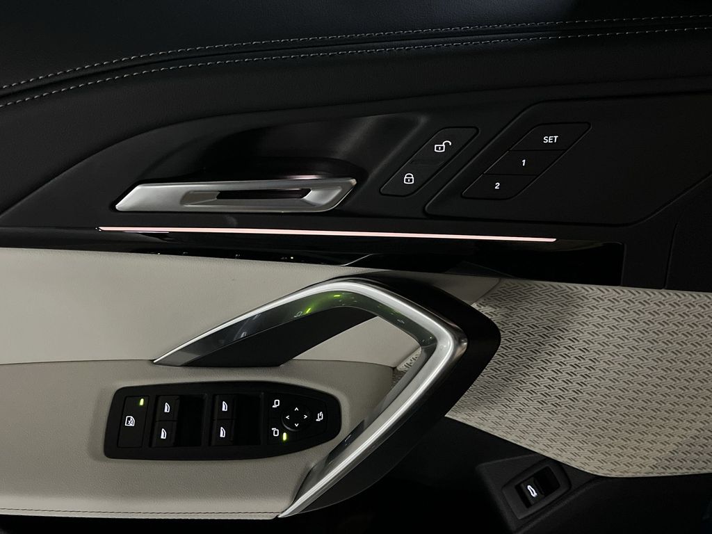 Thumbnail: 2026 BMW X1 - 13