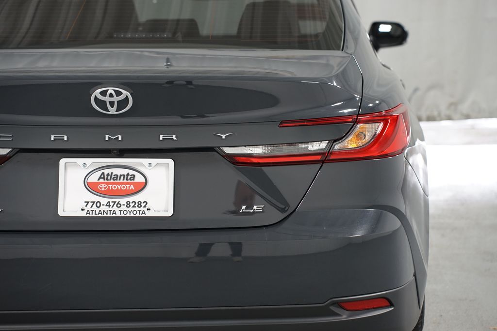 Thumbnail: 2025 Toyota Camry - 10