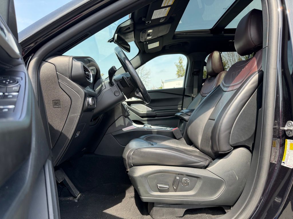 2020 Ford Explorer Platinum