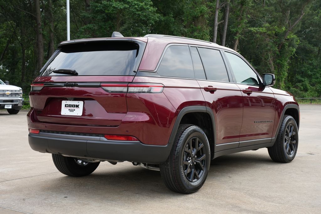 2026 Jeep Grand Cherokee Altitude - 2