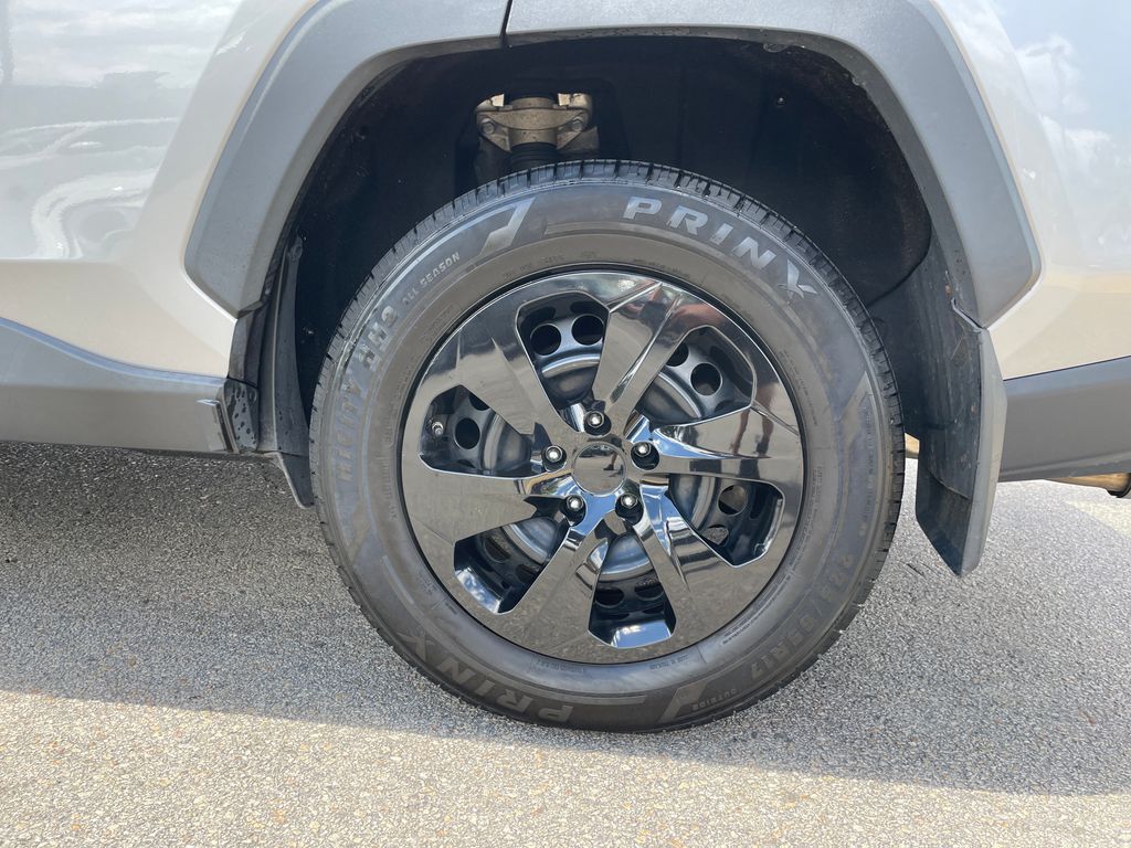 Used 2020 Toyota RAV4 SUV