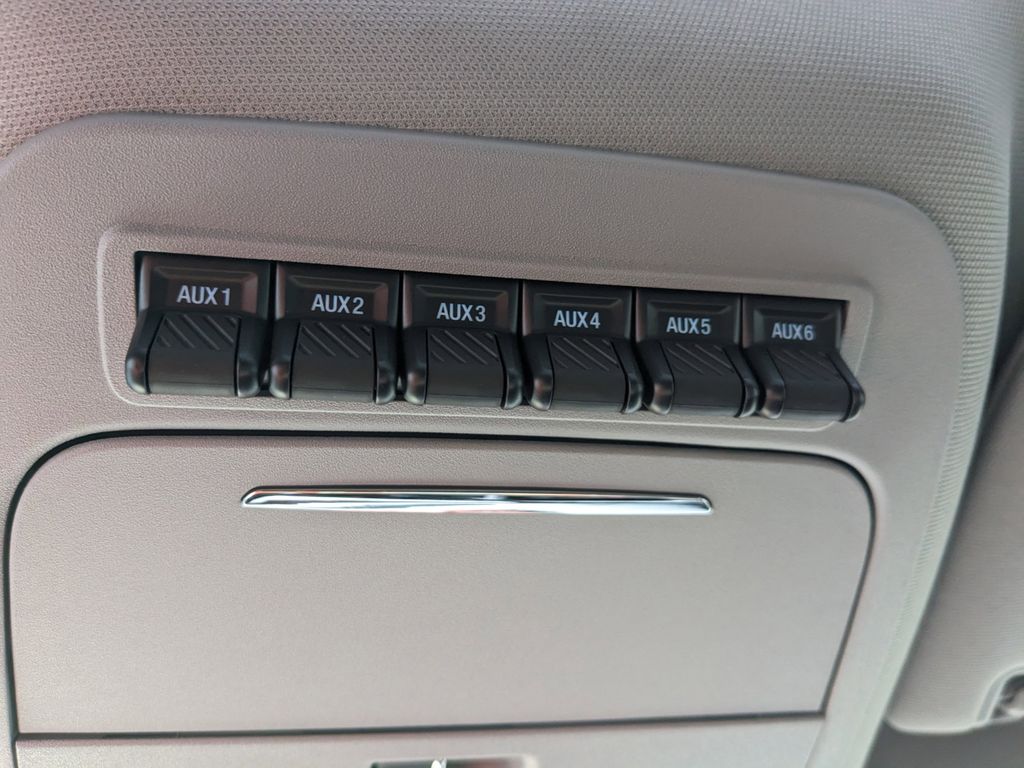 2024 Ford F-250 Super Duty Black Widow