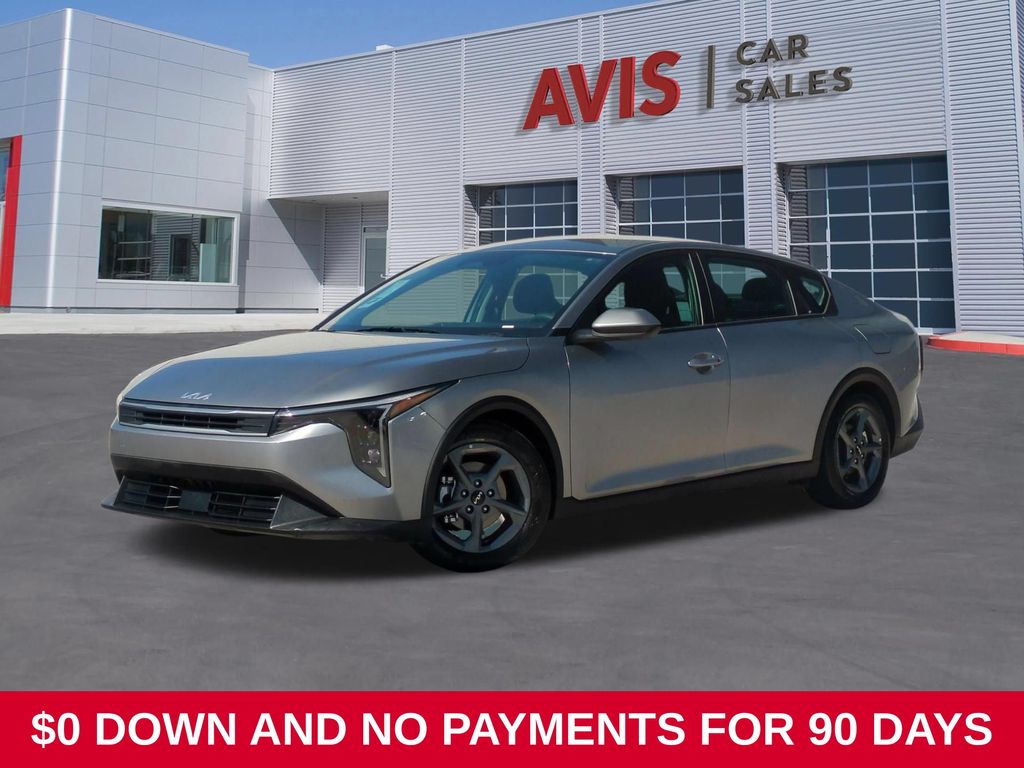 2025 Kia K4 Gris Sedán Tracción delantera Transmisión variable continua