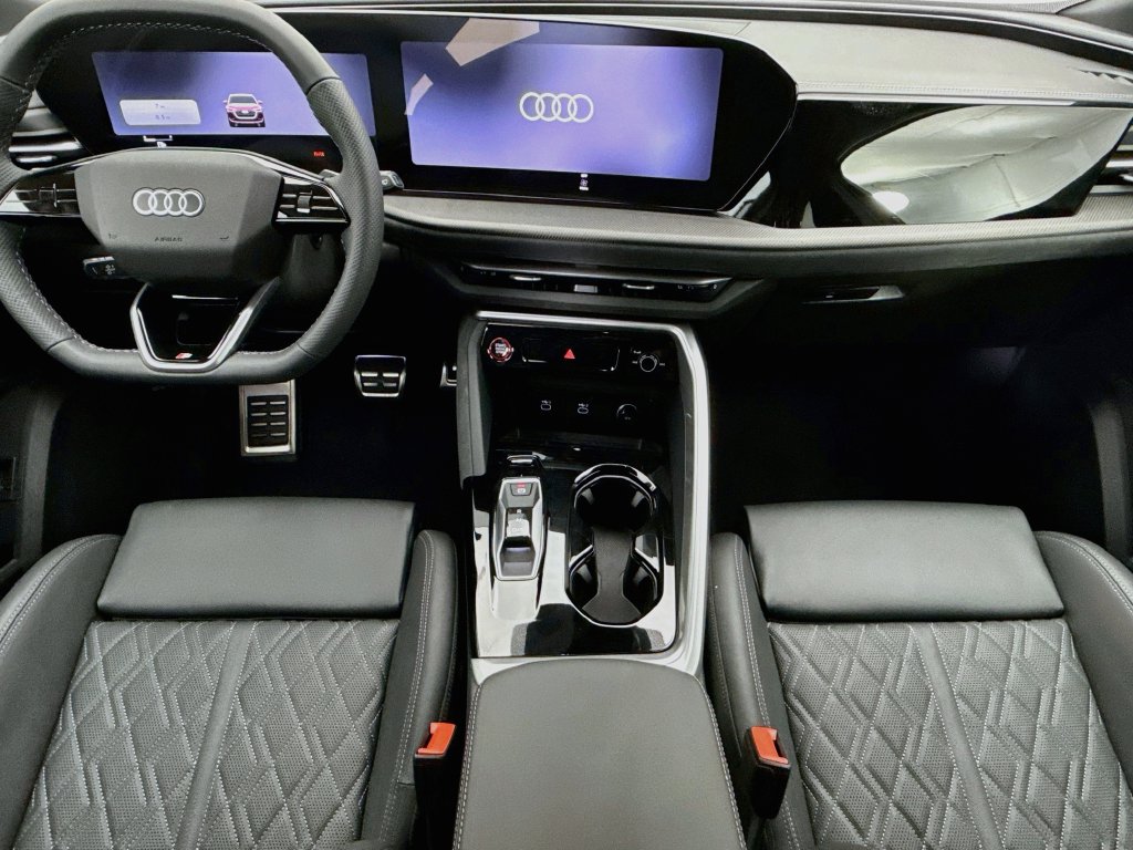 Thumbnail: 2026 Audi SQ5 - 13