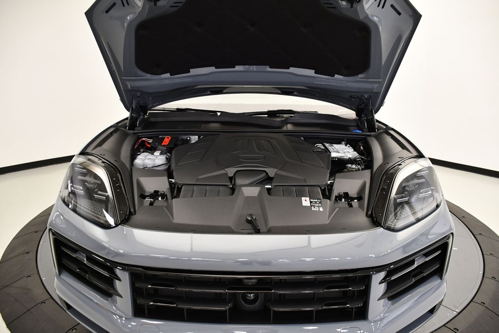 Thumbnail: 2025 Porsche Cayenne - 12