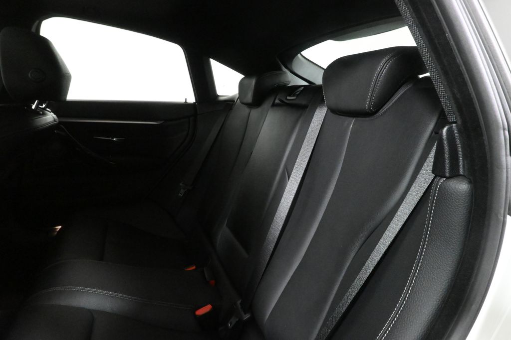 Thumbnail: 2020 BMW 4 Series - 4