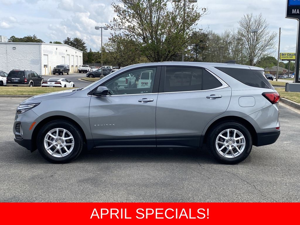 View vehicle photo 7