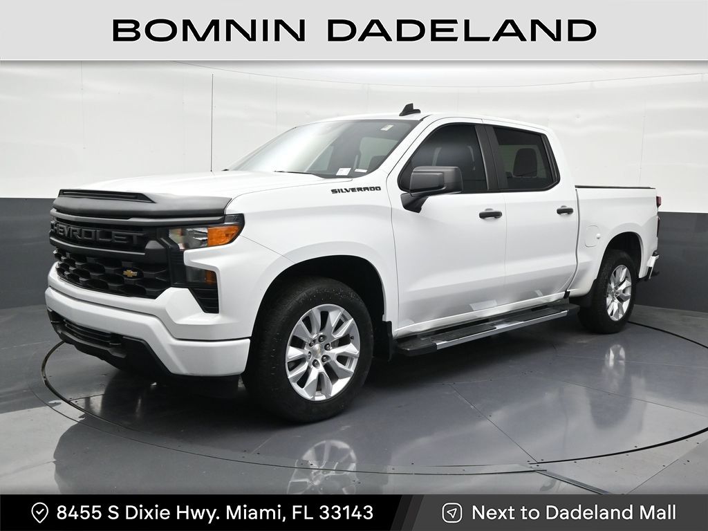2022 Chevrolet Silverado 1500 Custom Crew Cab RWD