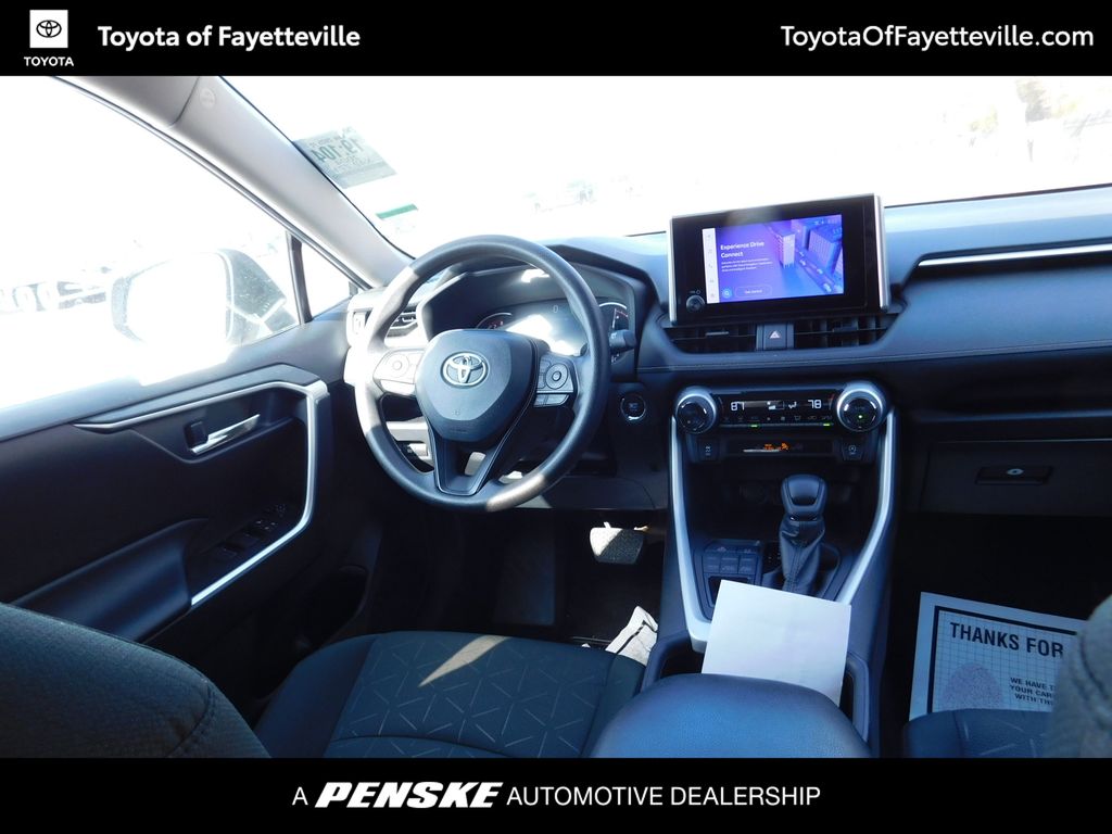 Thumbnail: 2024 Toyota RAV4 - 6