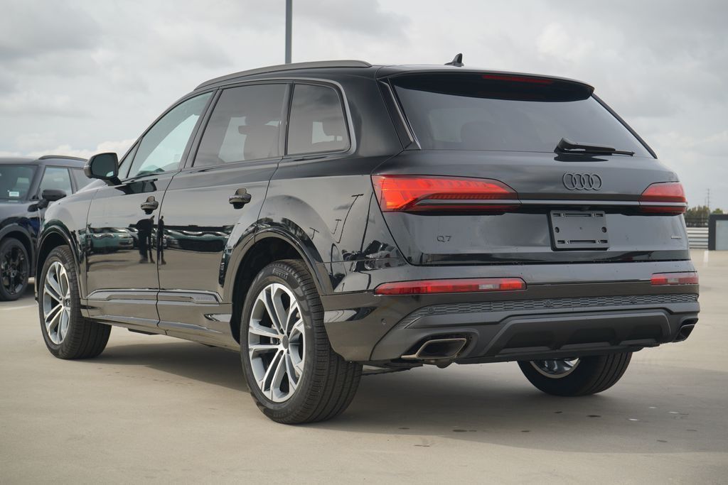 Thumbnail: 2026 Audi Q7 - 3