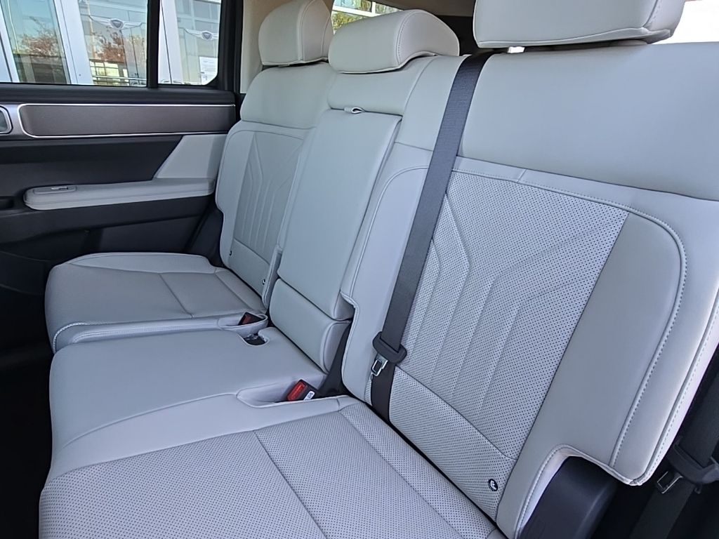 Thumbnail: 2026 Hyundai Santa Fe - 26