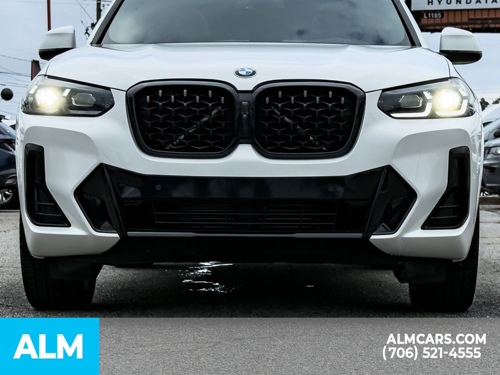 Used 2023 White BMW xDrive30i image 9