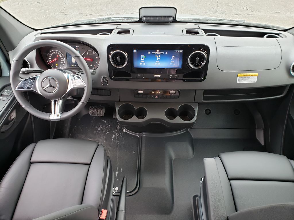 Thumbnail: 2026 Mercedes-Benz Sprinter - 20