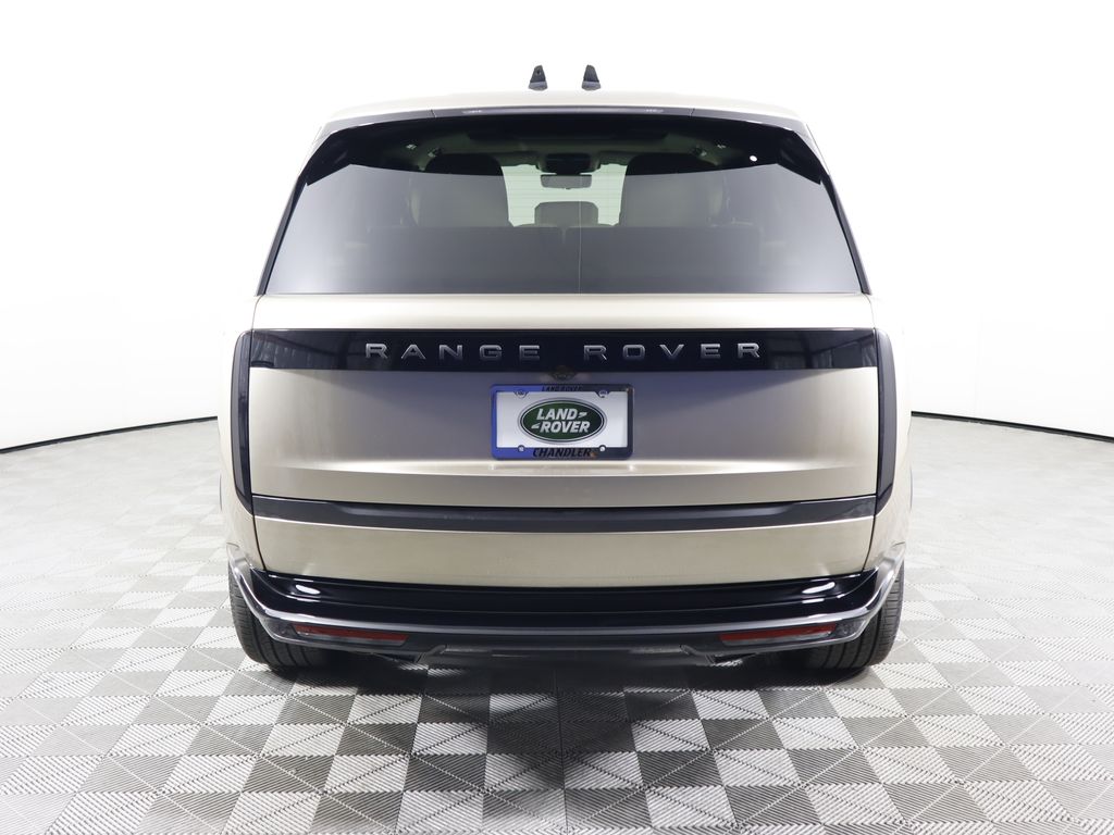 2025 Land Rover Range Rover SE 6