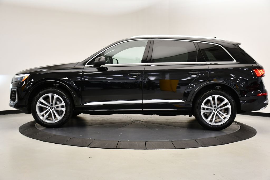 Thumbnail: 2025 Audi Q7 - 2