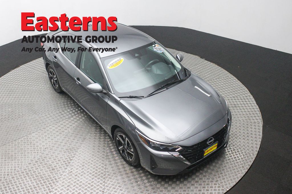 Used 2024 Gray Nissan SV image 3