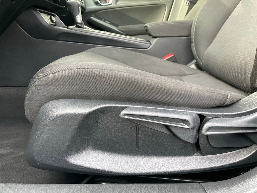 Thumbnail: 2024 Honda Civic - 24