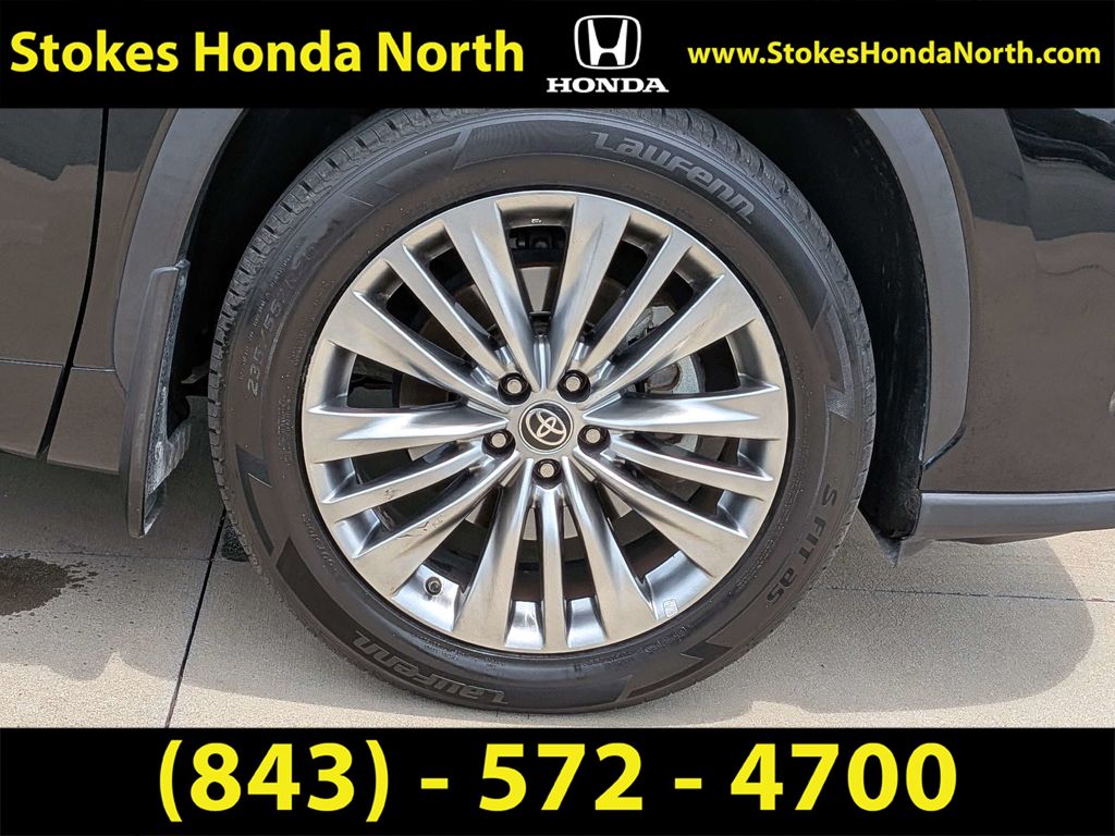 Used 2023 Toyota Highlander SUV