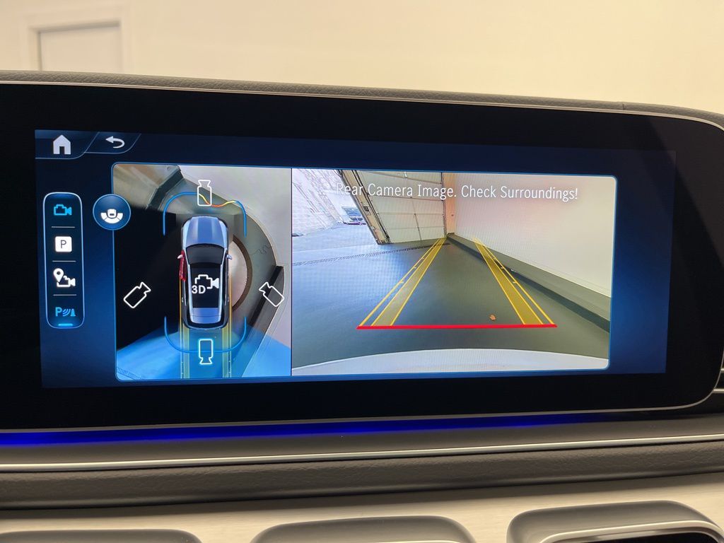 Thumbnail: 2026 Mercedes-Benz GLE - 18