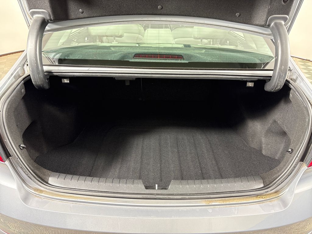 Used 2017 Gray Hyundai Limited image 23