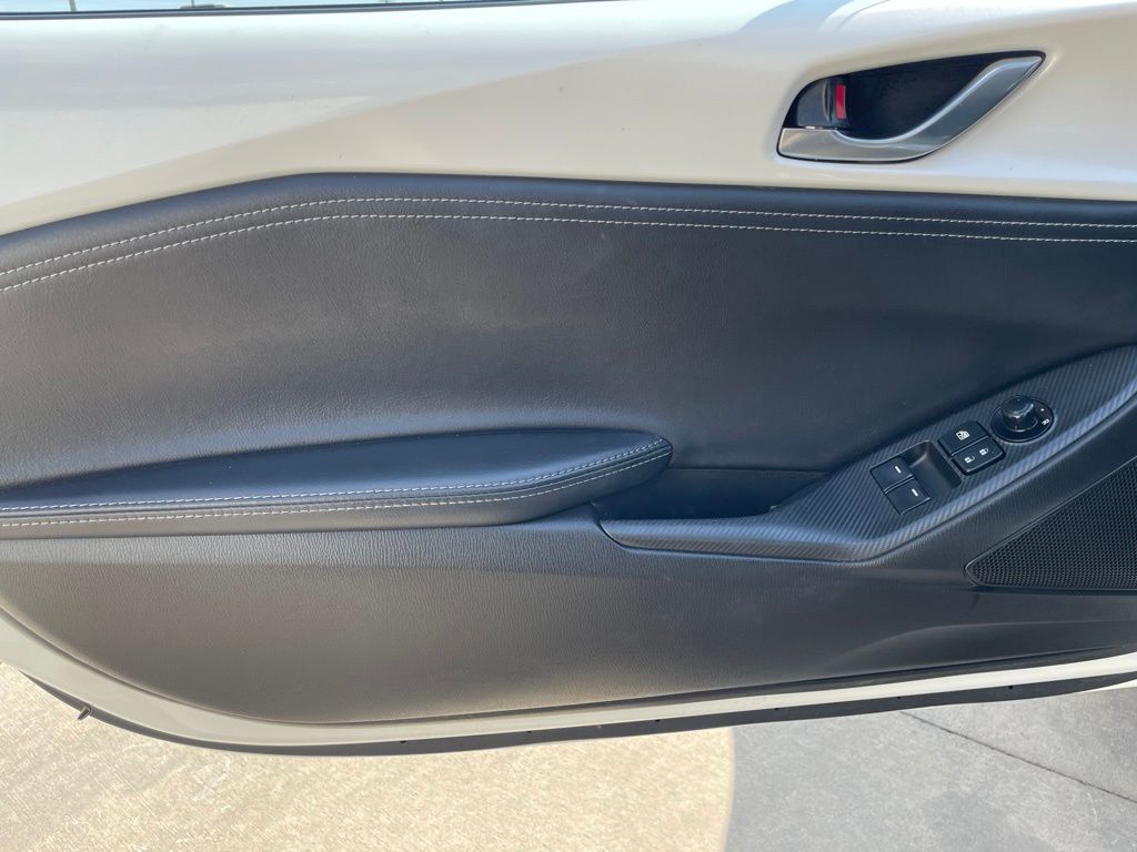 Used Car 2022 Mazda Mx-5 Miata  Grand Touring For Sale Under $30,000 In Georgetown, Texas