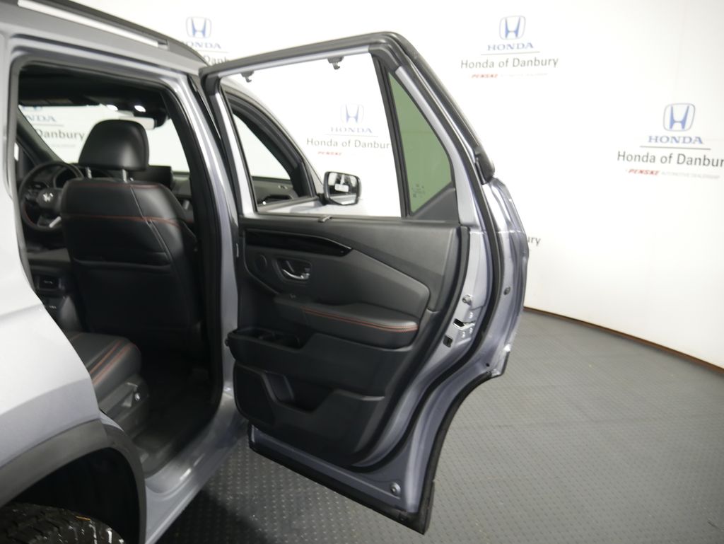 2025 Honda Pilot TrailSport 6