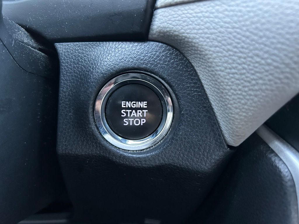 Thumbnail: 2023 Toyota RAV4 - 28