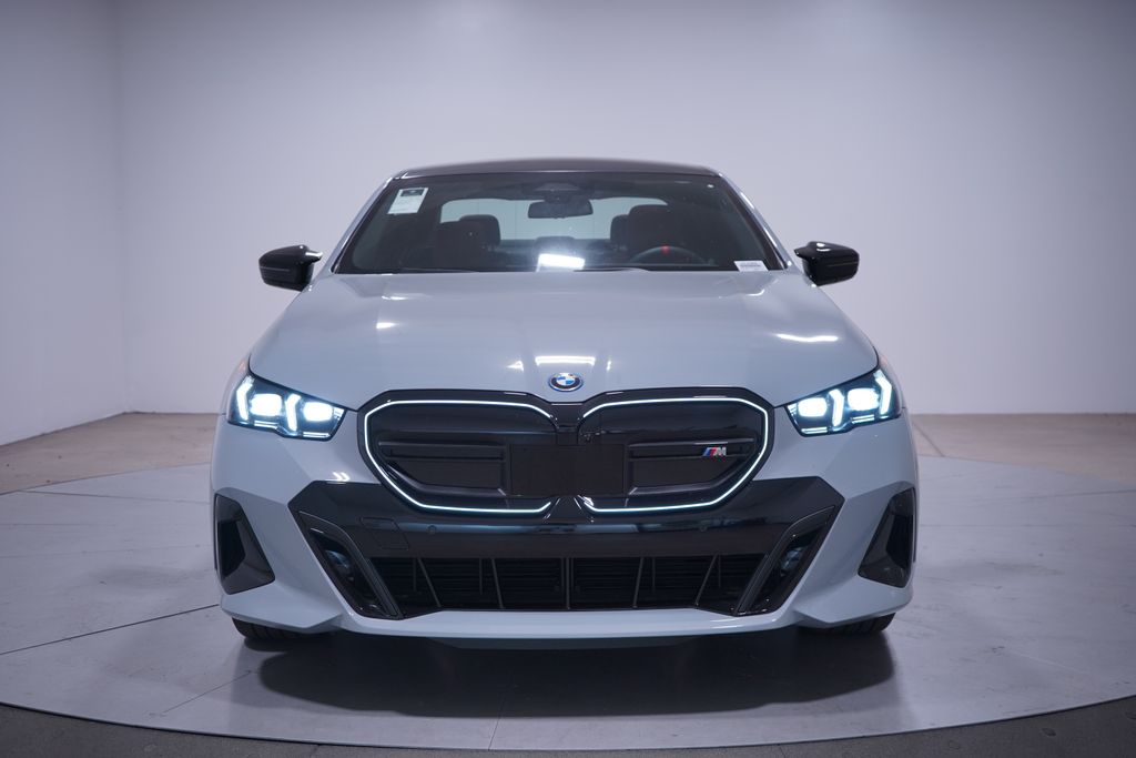 2024 BMW i5 M60 4