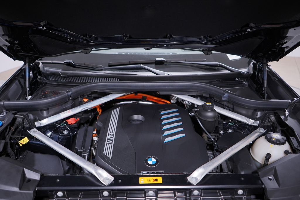 Thumbnail: 2022 BMW X5 - 24