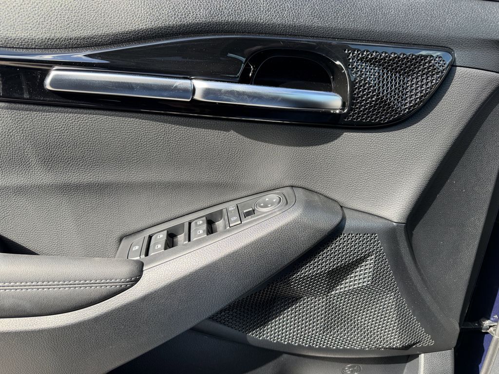 new 2026 Kia Seltos car, priced at $27,113