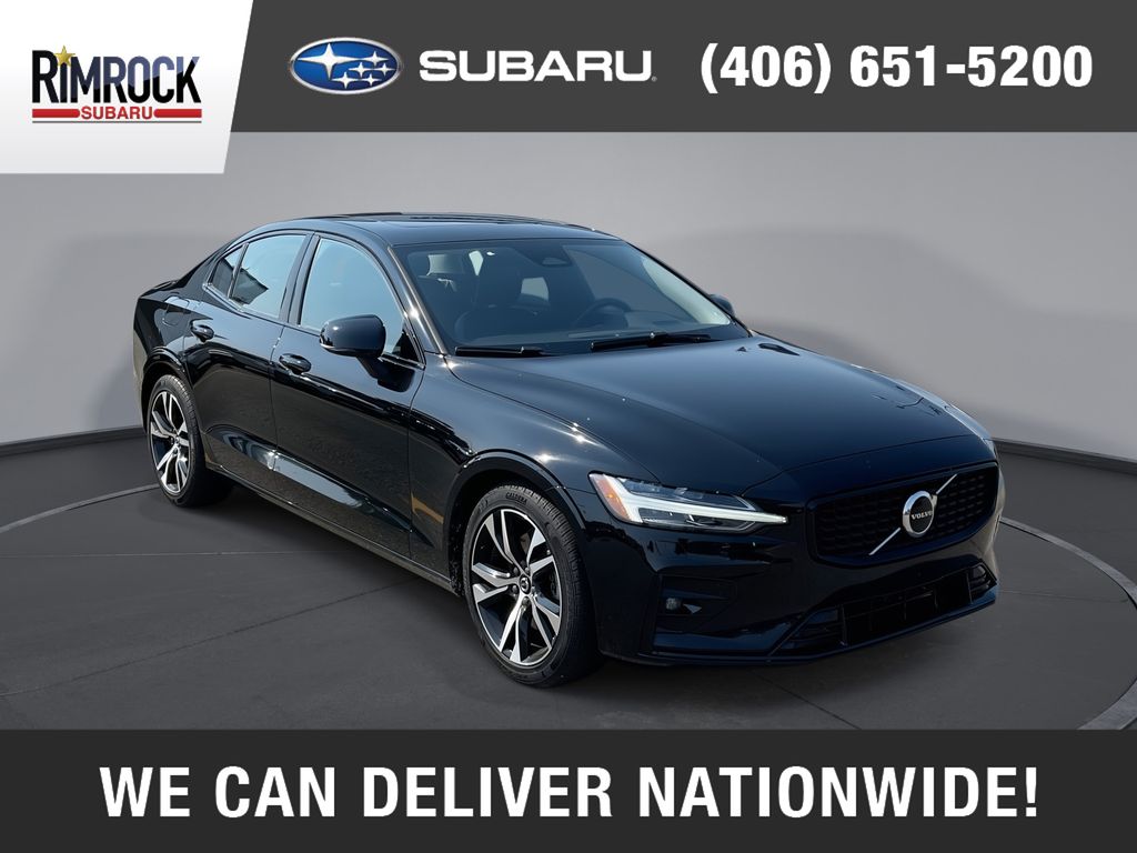 2023 Volvo S60 B5 Core Dark Theme FWD