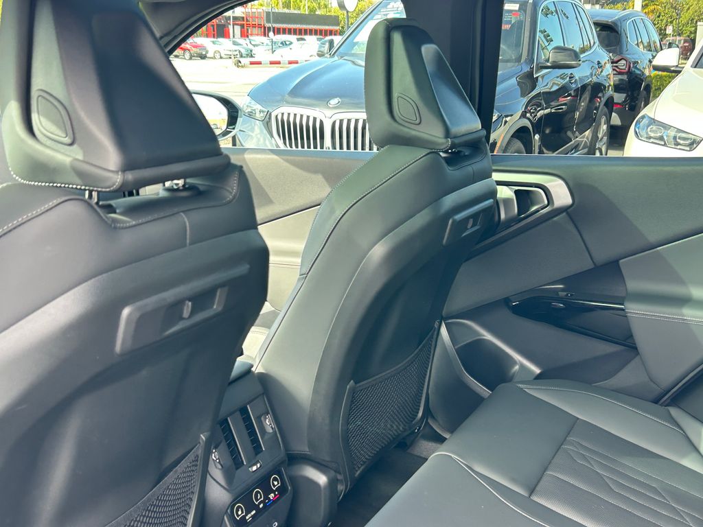 Thumbnail: 2026 BMW X3 - 32