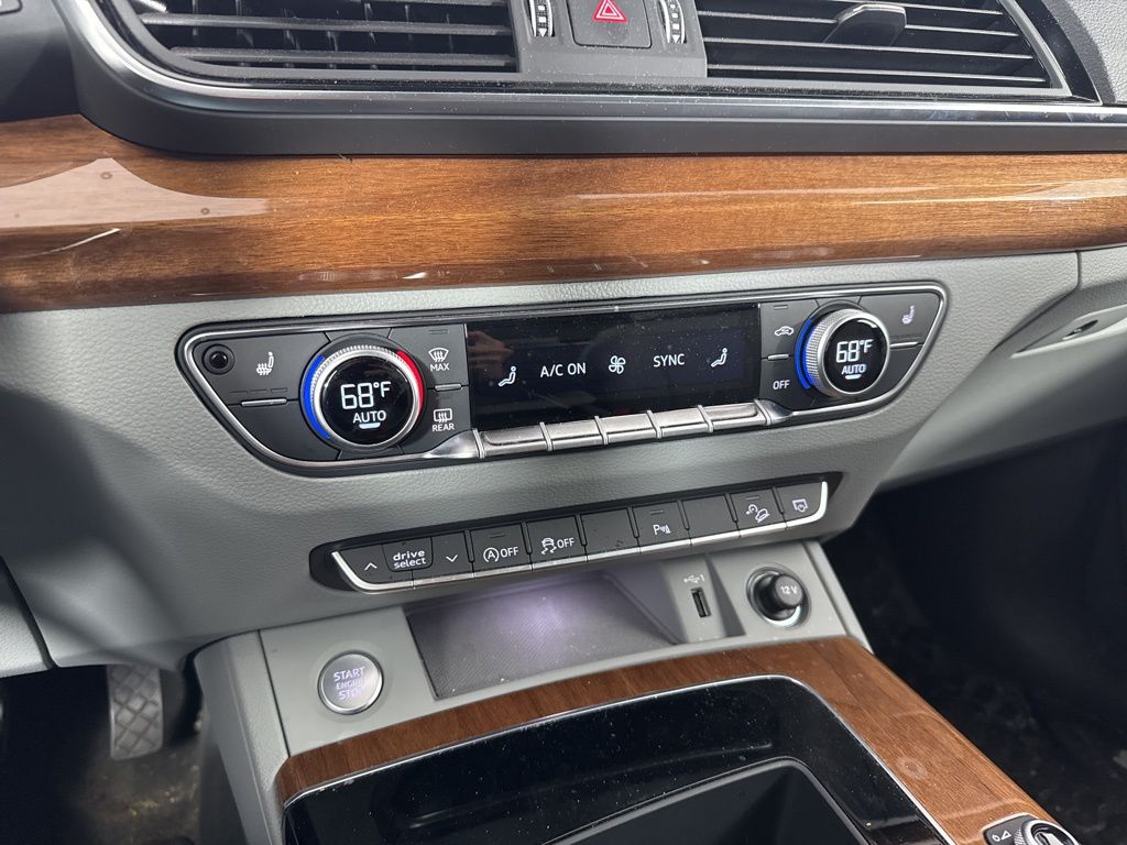 2023 Audi Q5 e Premium 10