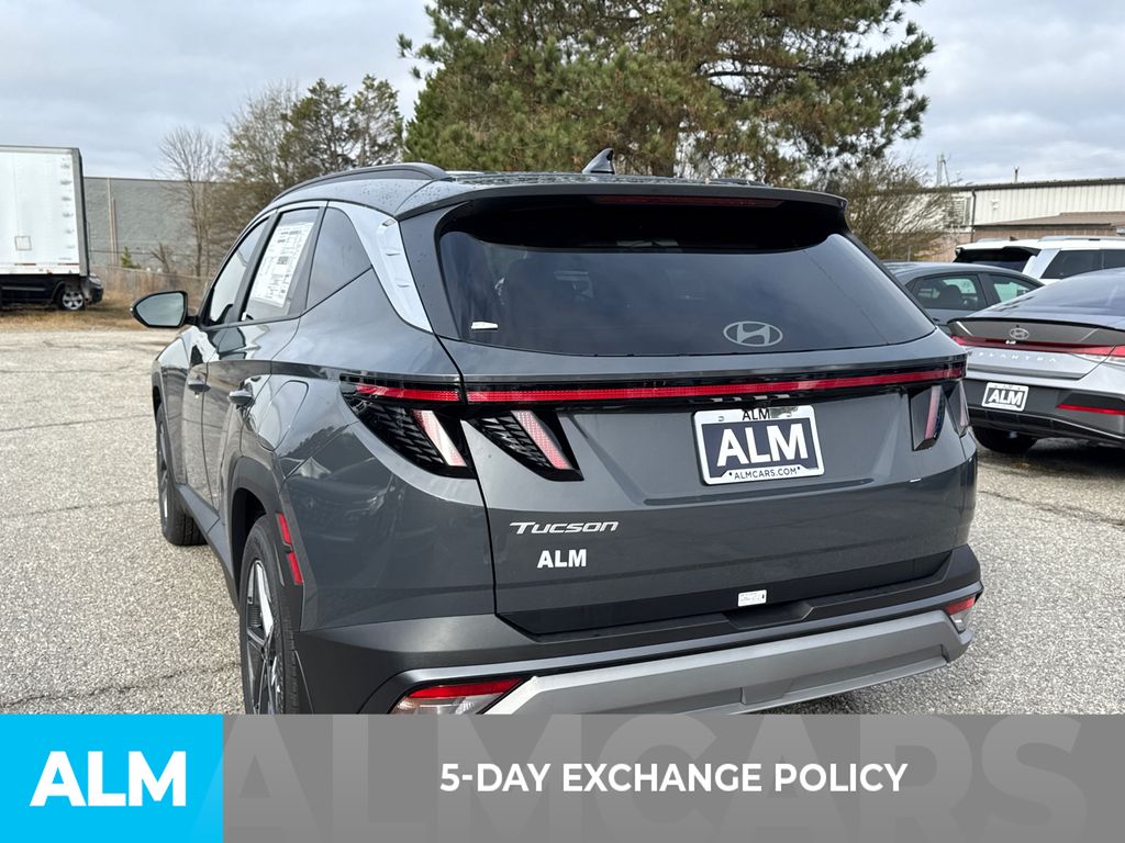 Used 2026 Gray Hyundai SEL Premium image 3