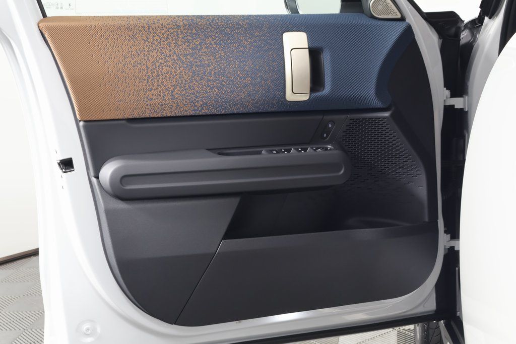 2025 MINI Cooper Countryman Iconic 7
