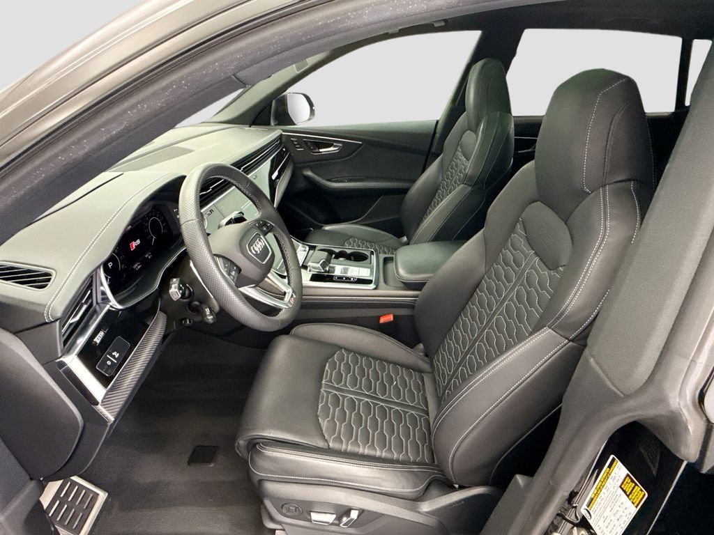 Thumbnail: 2024 Audi RS Q8 - 18