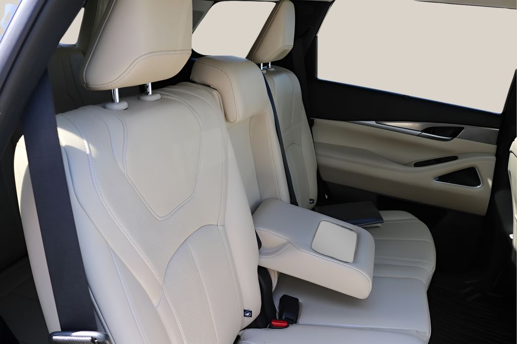 Used Car 2024 Infiniti Qx60  Luxe For Sale Under $40,000 In Austin, Texas