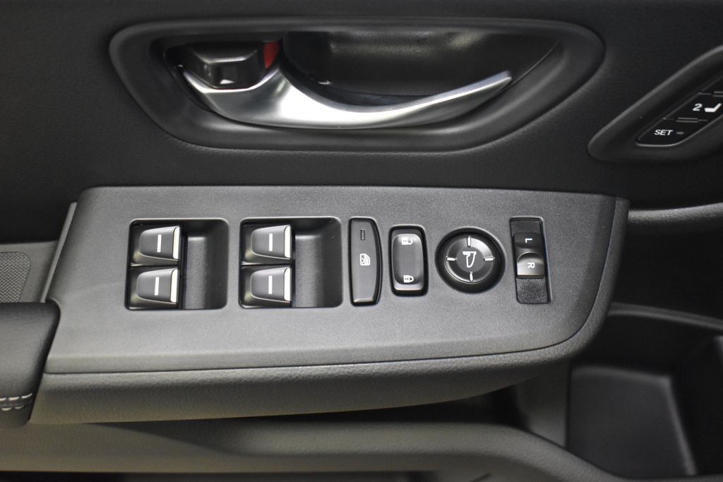 Thumbnail: 2025 Honda Pilot - 9