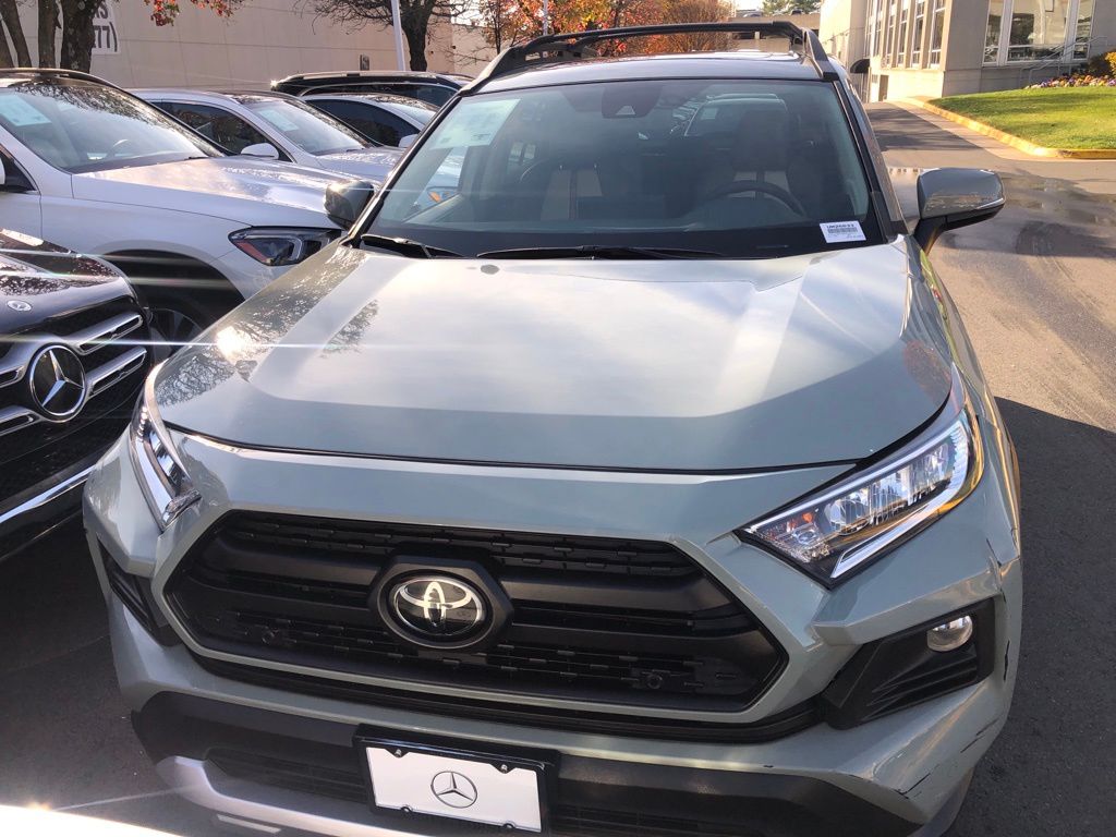 2019 Toyota RAV4 Adventure 2