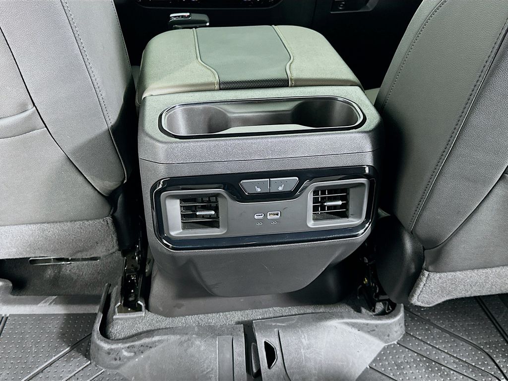 Thumbnail: 2025 Chevrolet Silverado 1500 - 26