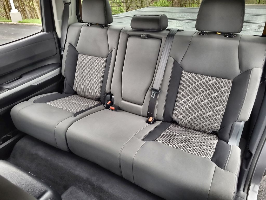 2018 Toyota Tundra SR5 20