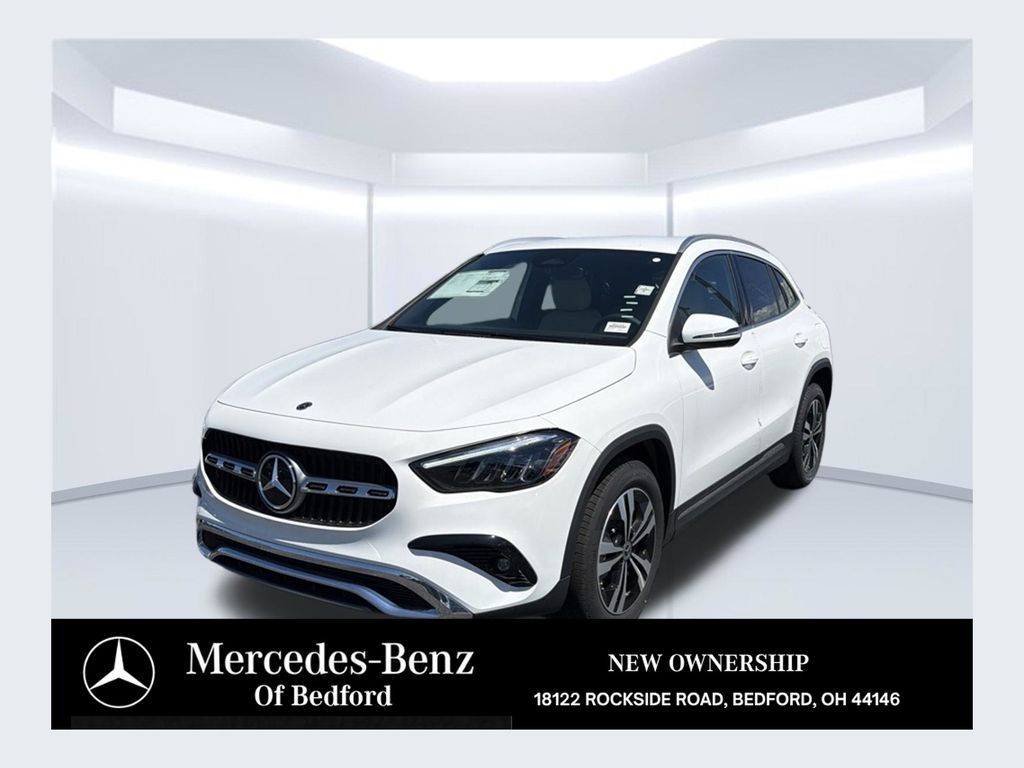 Polar White 2026 Mercedes-Benz GLA SUV / Crossover All-Wheel Drive 8-Speed Dual Clutch