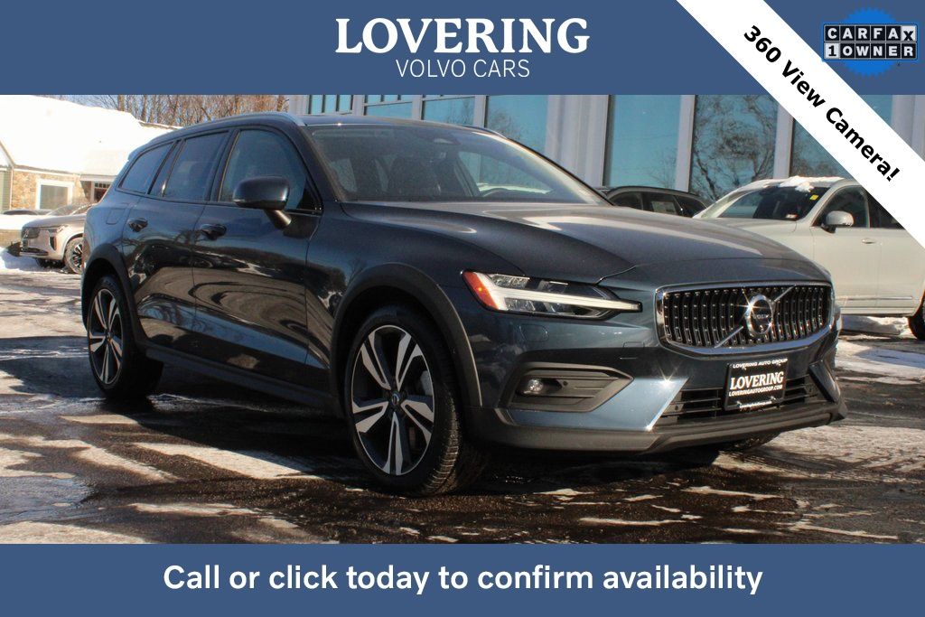2024 Volvo V60 Cross Country B5 Plus AWD