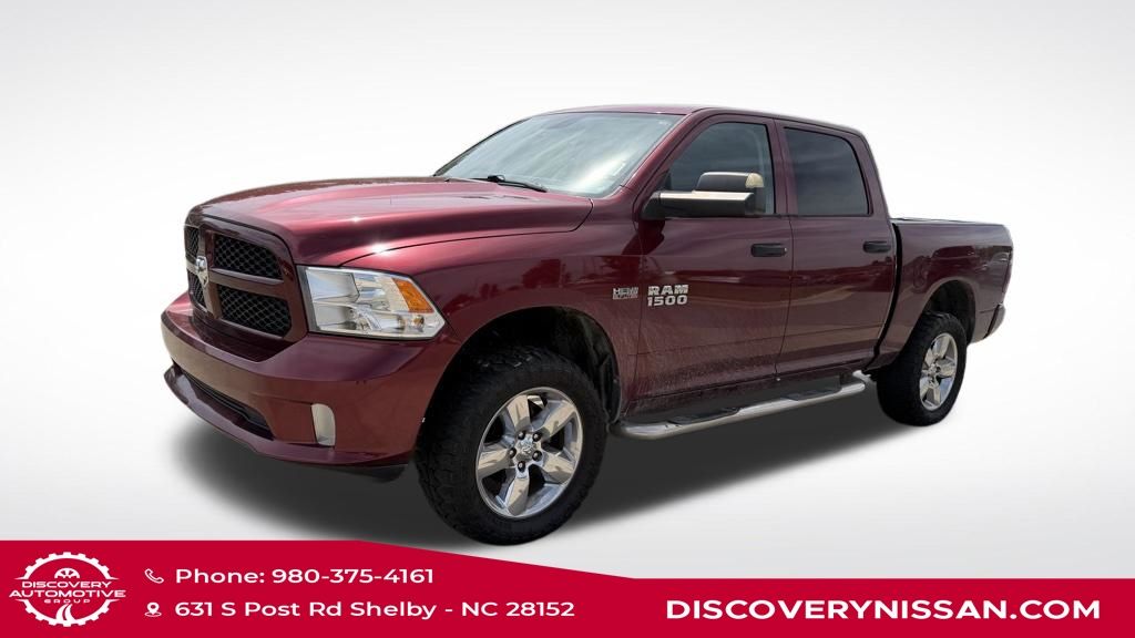 2017 RAM 1500 Express Crew Cab 4WD