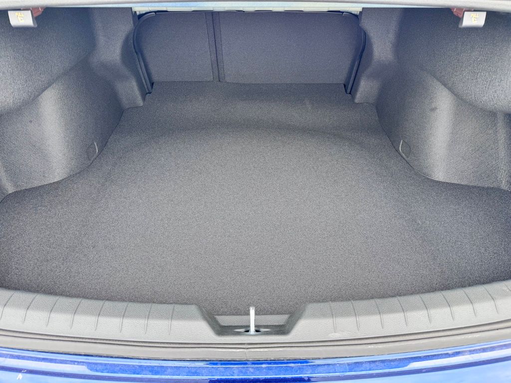 2026 Kia K5 EX - 11